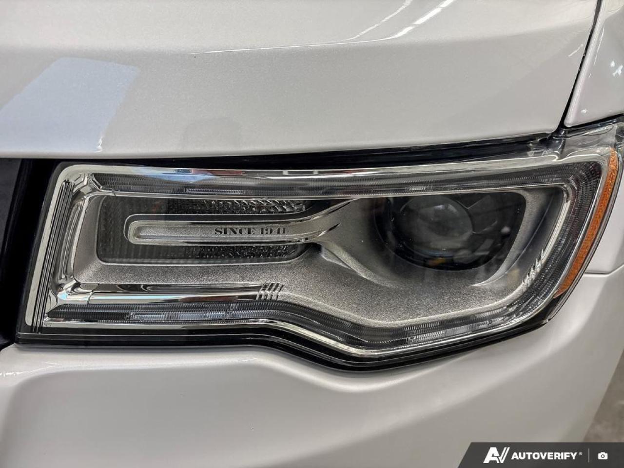 2021 Jeep Grand Cherokee Overland 4dr 4x4 Photo