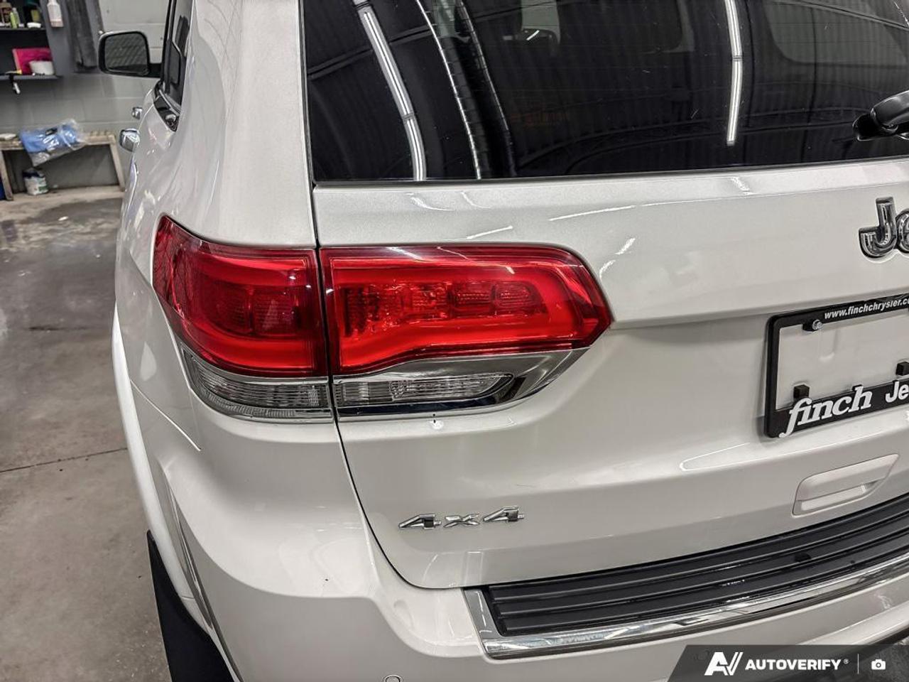 2021 Jeep Grand Cherokee Overland 4dr 4x4 Photo