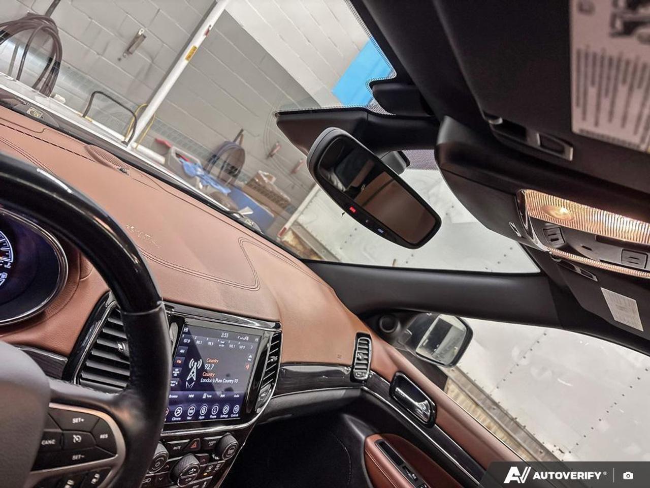 2021 Jeep Grand Cherokee Overland 4dr 4x4 Photo