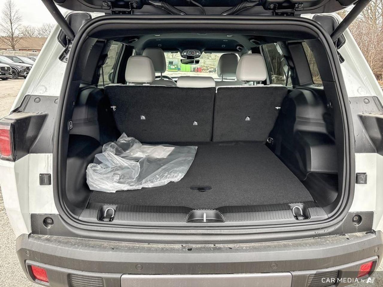2026 Jeep Cherokee  Photo