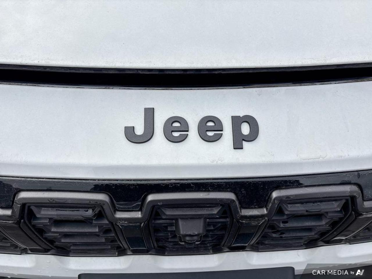 2026 Jeep Cherokee Overland 4dr 4x4 Photo