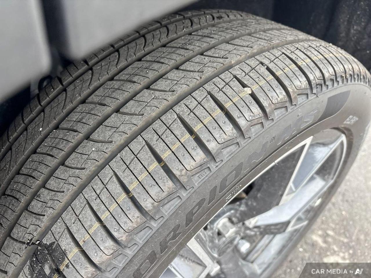 2026 Jeep Cherokee Overland 4dr 4x4 Photo