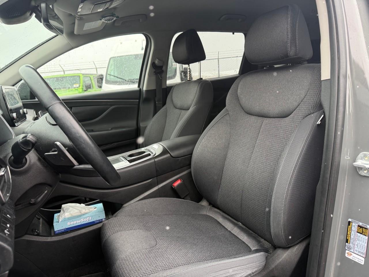 2022 Hyundai Santa Fe Preferred 4dr All-Wheel Drive Photo