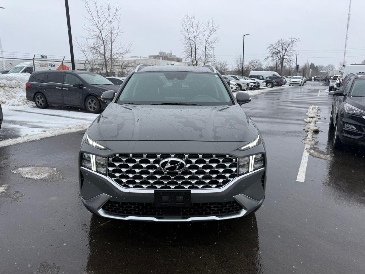 2022 Hyundai Santa Fe Preferred 4dr All-Wheel Drive Photo