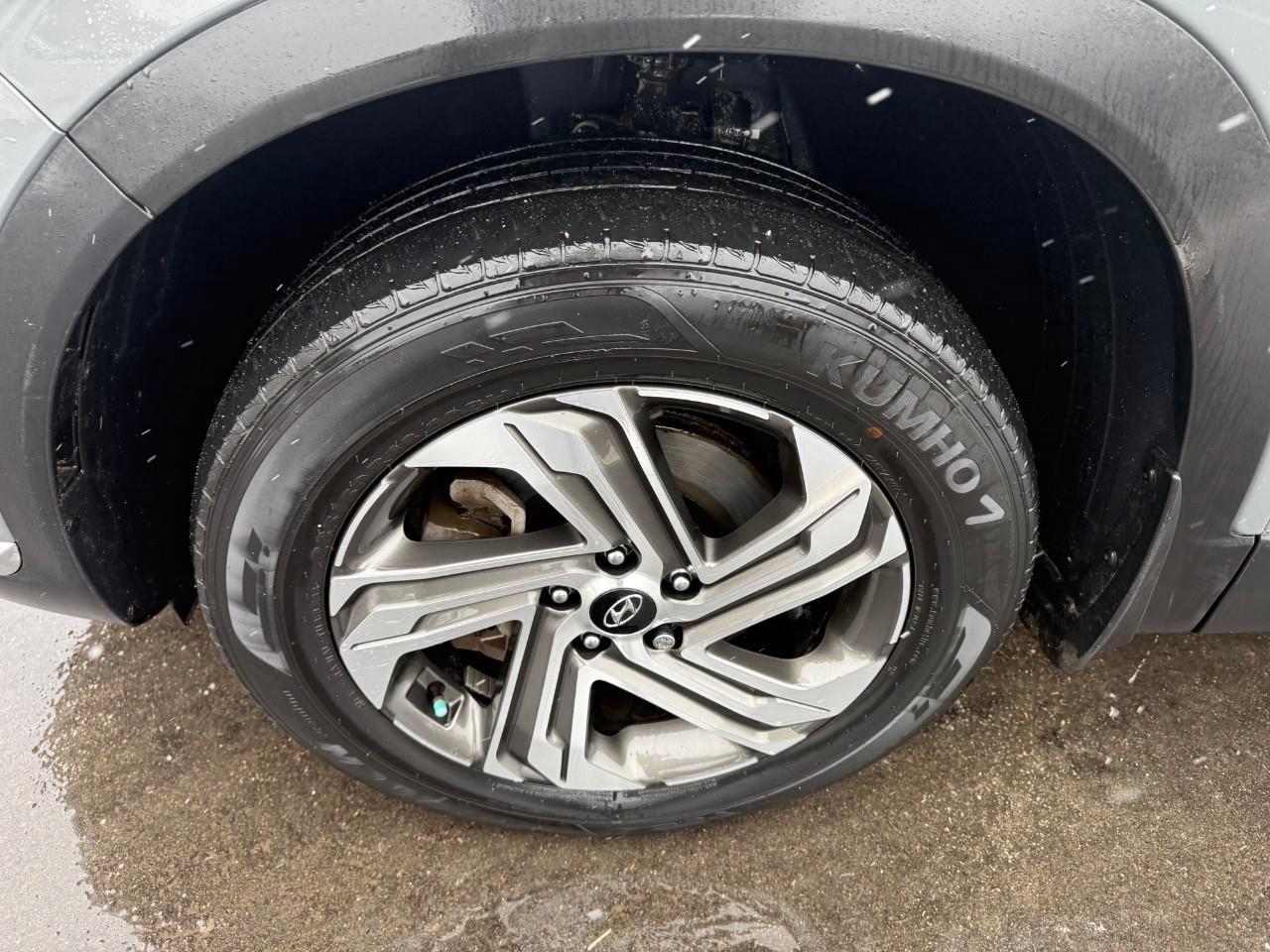 2022 Hyundai Santa Fe Preferred 4dr All-Wheel Drive Photo