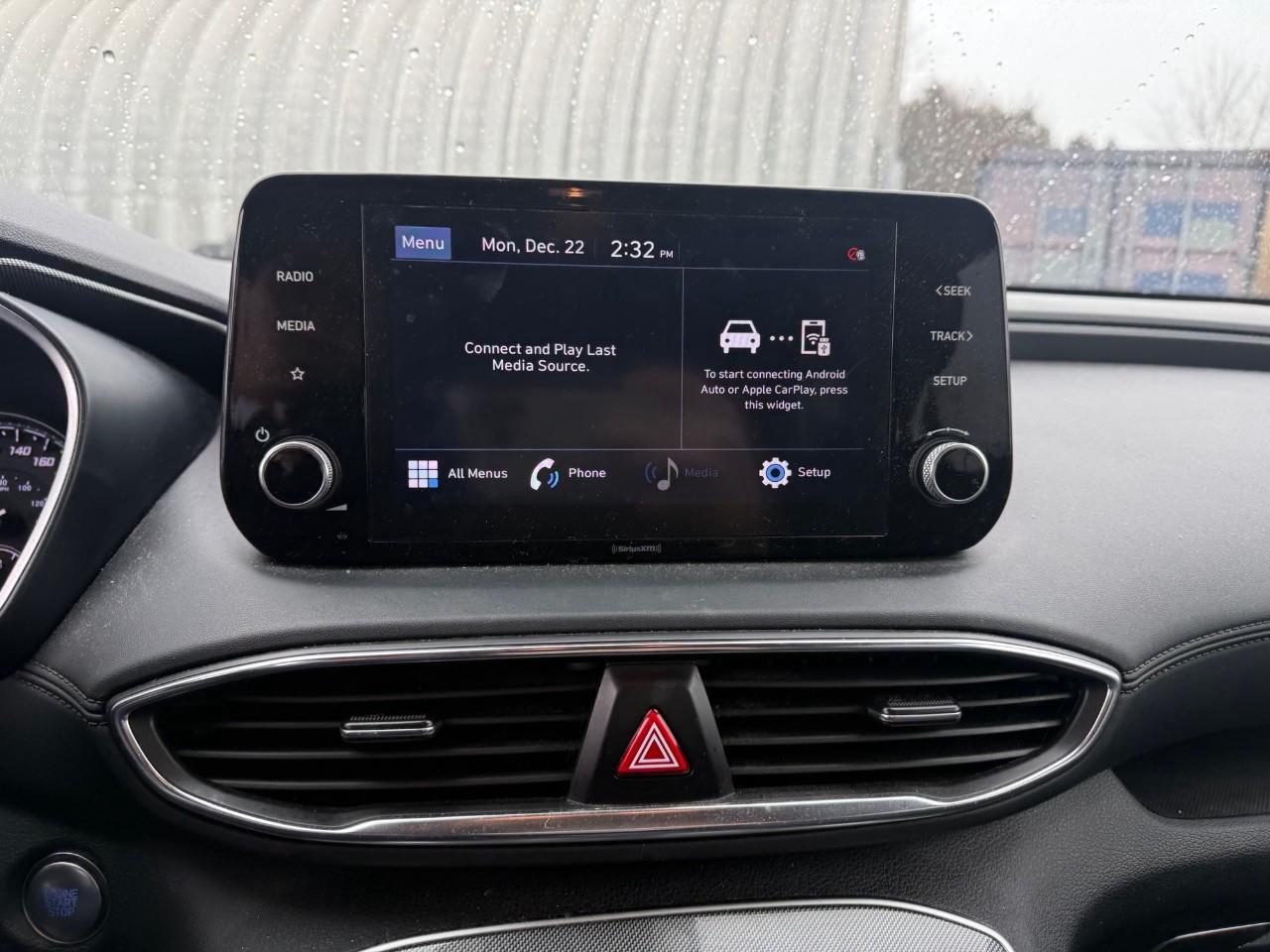 2022 Hyundai Santa Fe Preferred 4dr All-Wheel Drive Photo