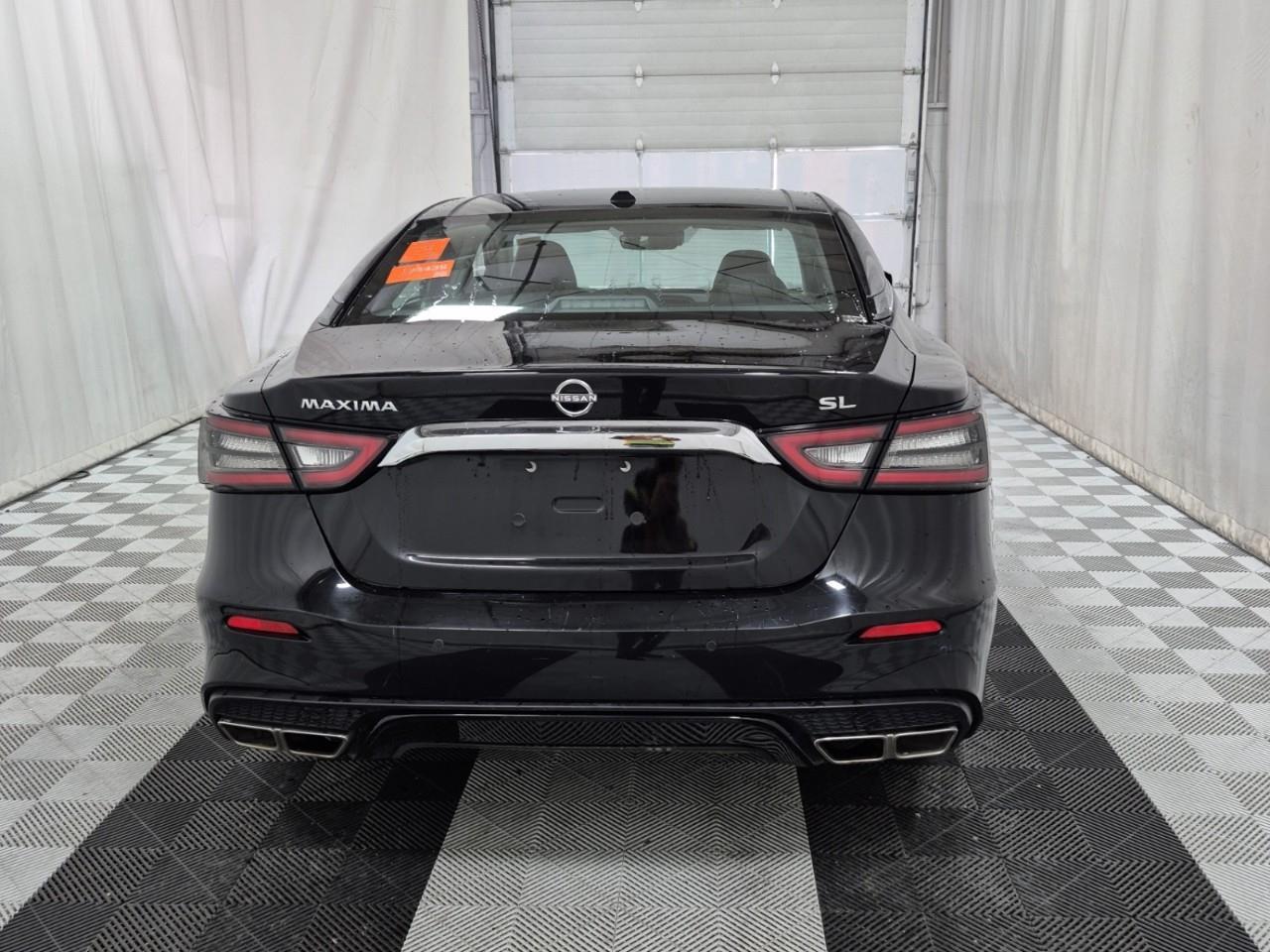 2023 Nissan Maxima SL 4dr Sedan Photo4