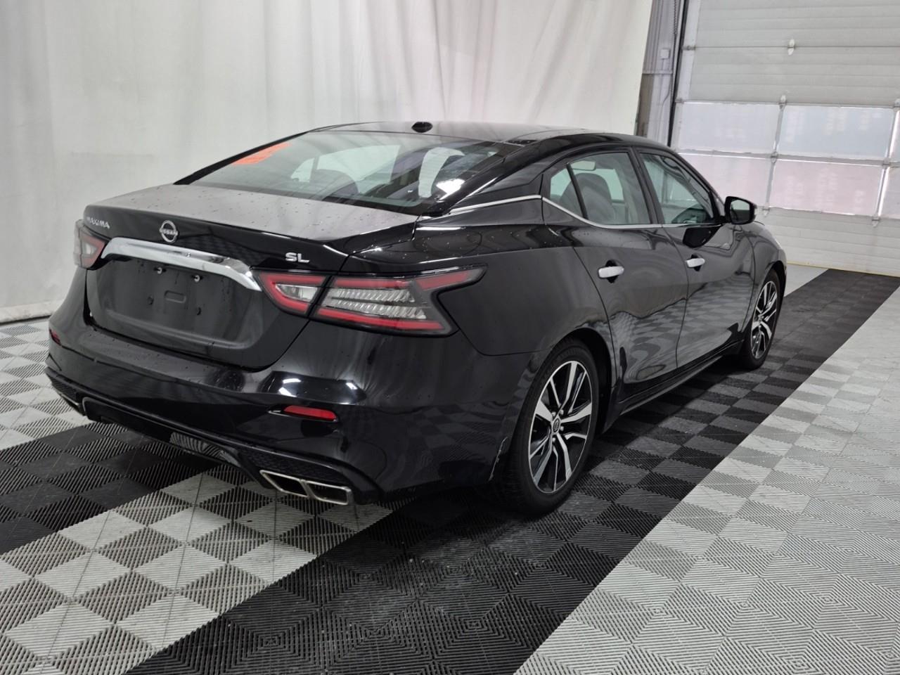 2023 Nissan Maxima SL 4dr Sedan Photo