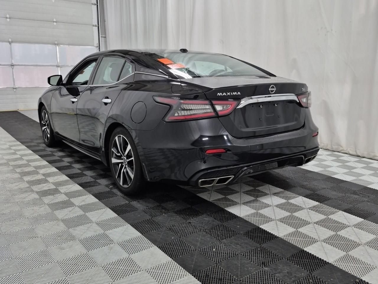 2023 Nissan Maxima SL 4dr Sedan Photo