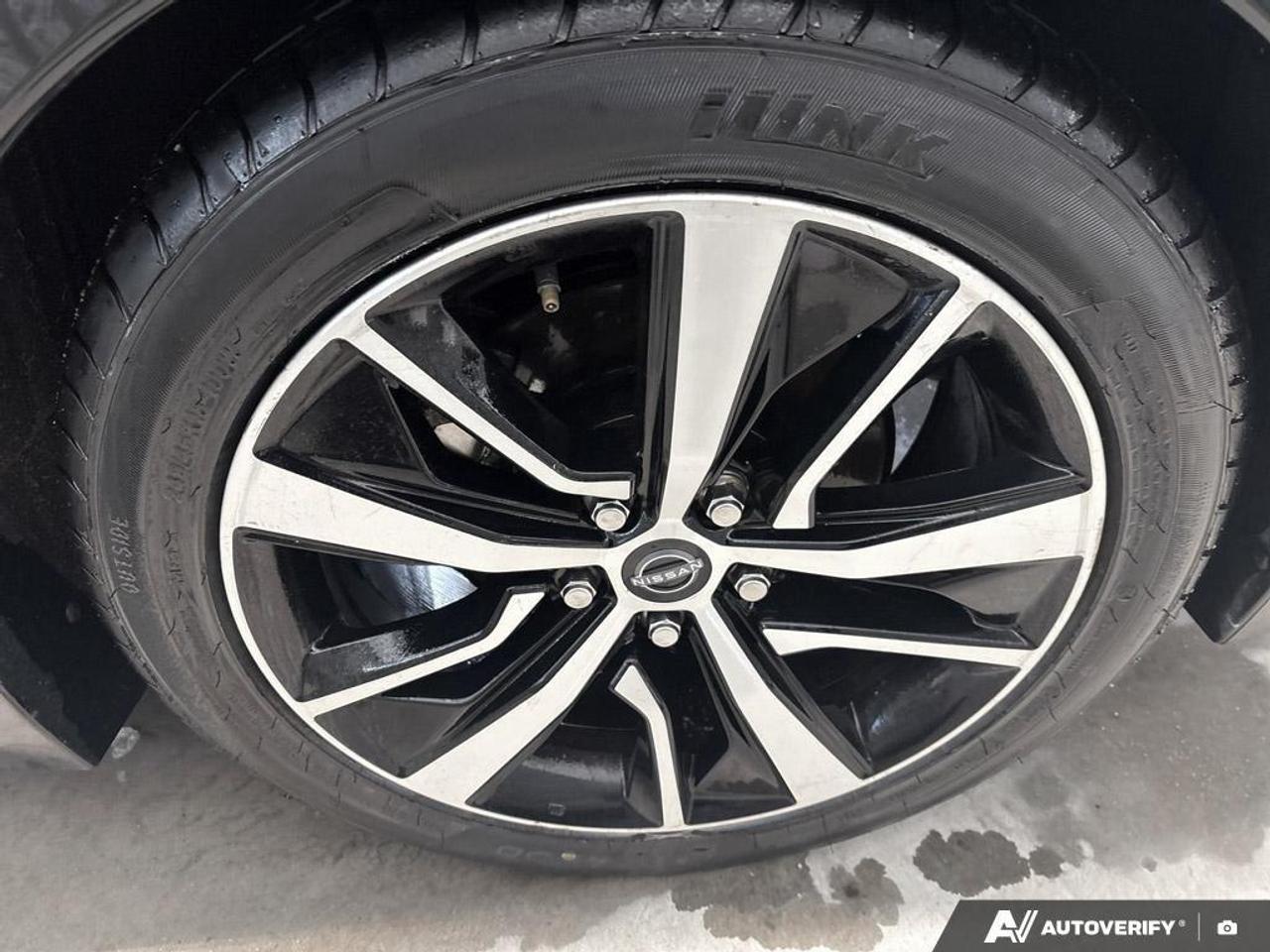 2023 Nissan Maxima SL 4dr Sedan Photo