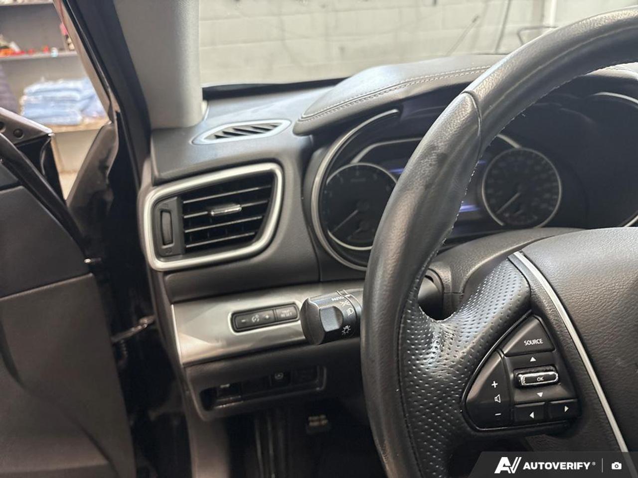 2023 Nissan Maxima SL 4dr Sedan Photo