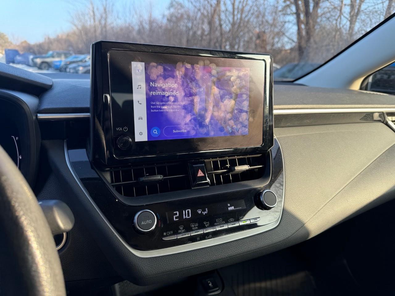 2024 Toyota Corolla Hybrid LE 4dr Front-Wheel Drive Sedan Photo