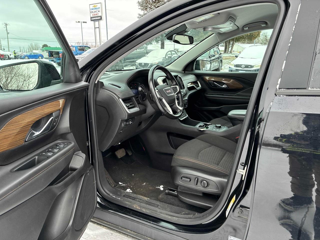 2021 GMC Terrain SLE Front-Wheel Drive Photo4