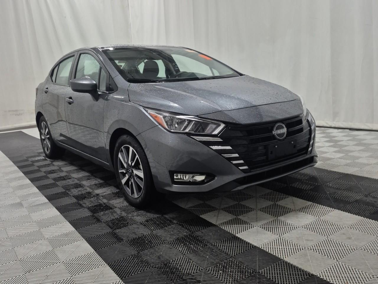 2024 Nissan Versa SV 4dr Sedan Photo2