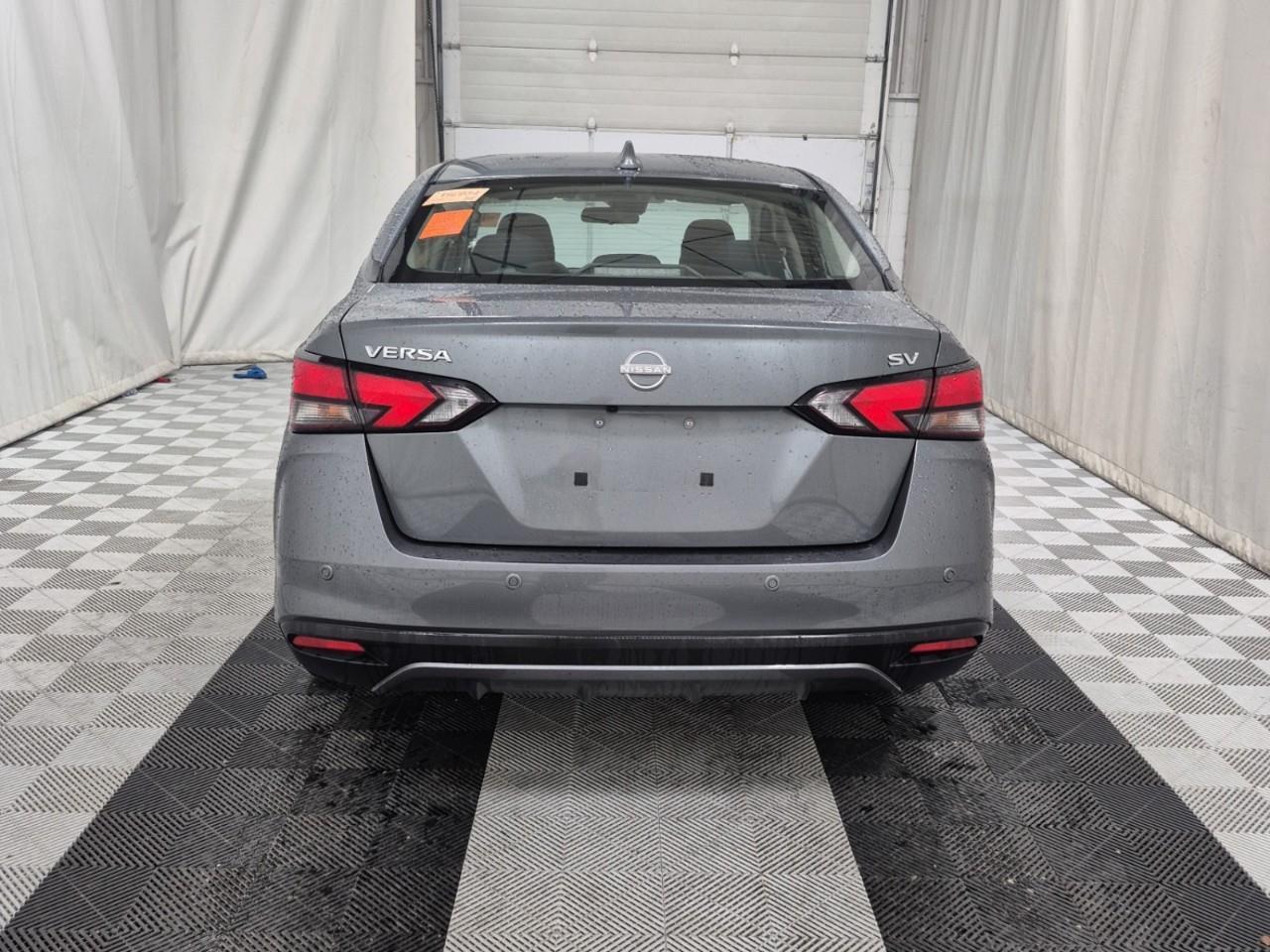 2024 Nissan Versa SV 4dr Sedan Photo4