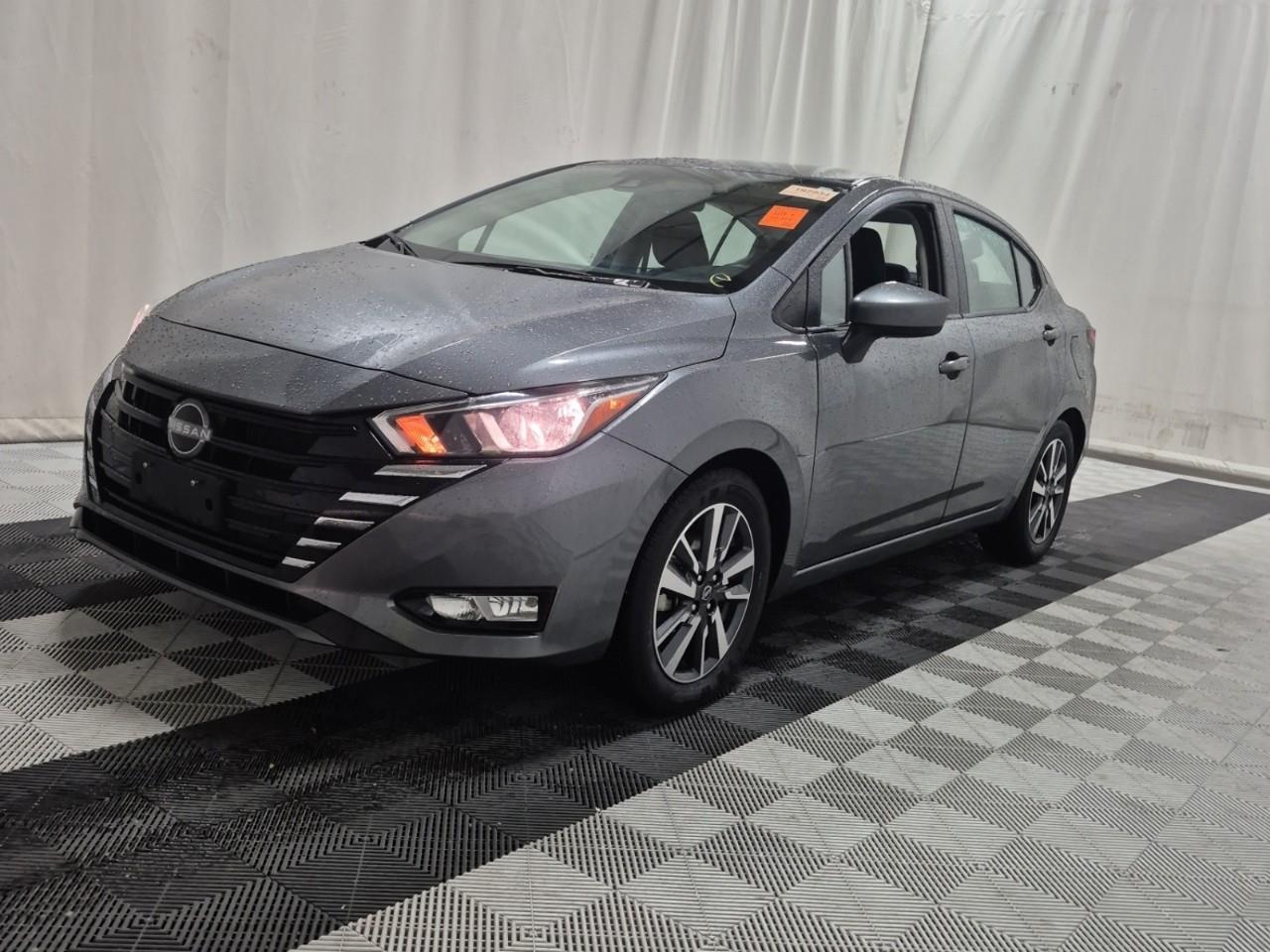 2024 Nissan Versa SV 4dr Sedan Photo0