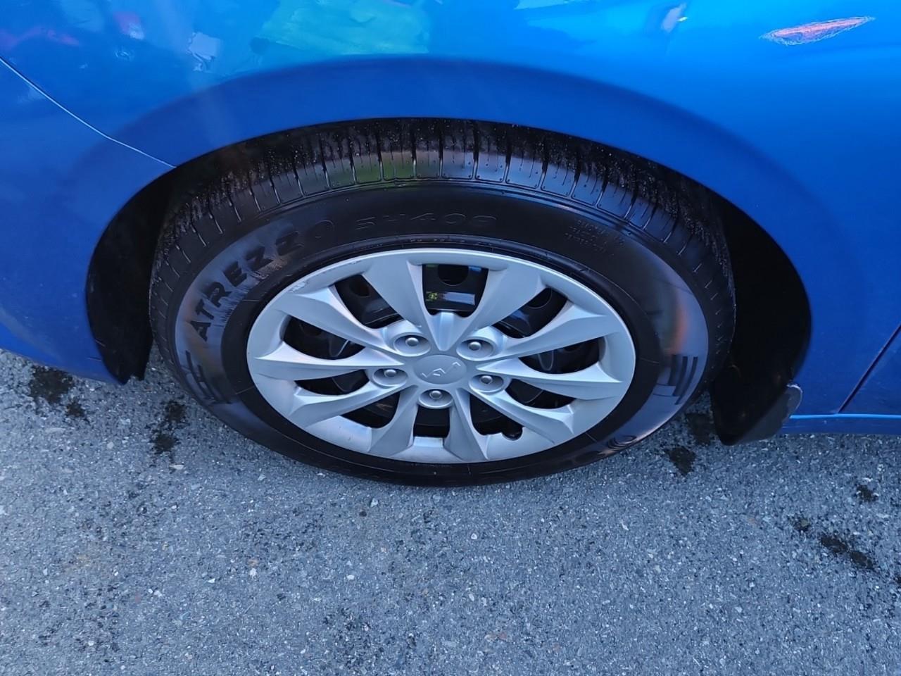 2023 Kia Forte LX 4dr Sedan Photo