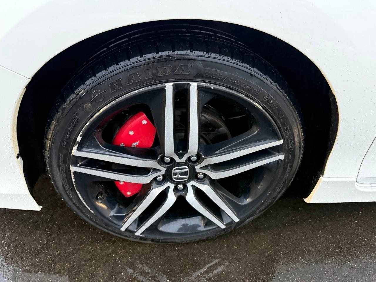 2016 Honda Accord Touring V6 (A6) 4dr Sedan Photo2