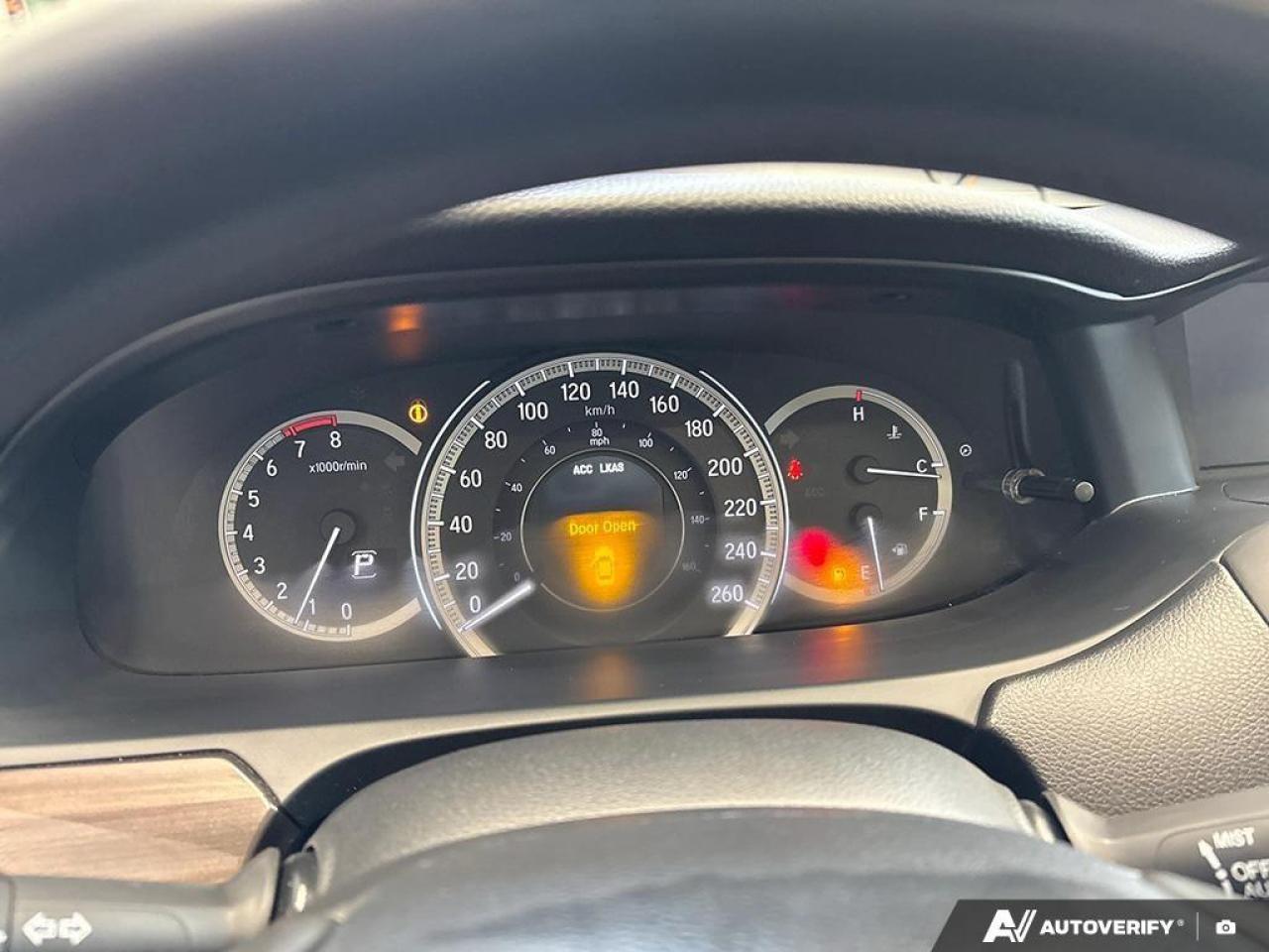 2016 Honda Accord Touring V6 (A6) 4dr Sedan Photo