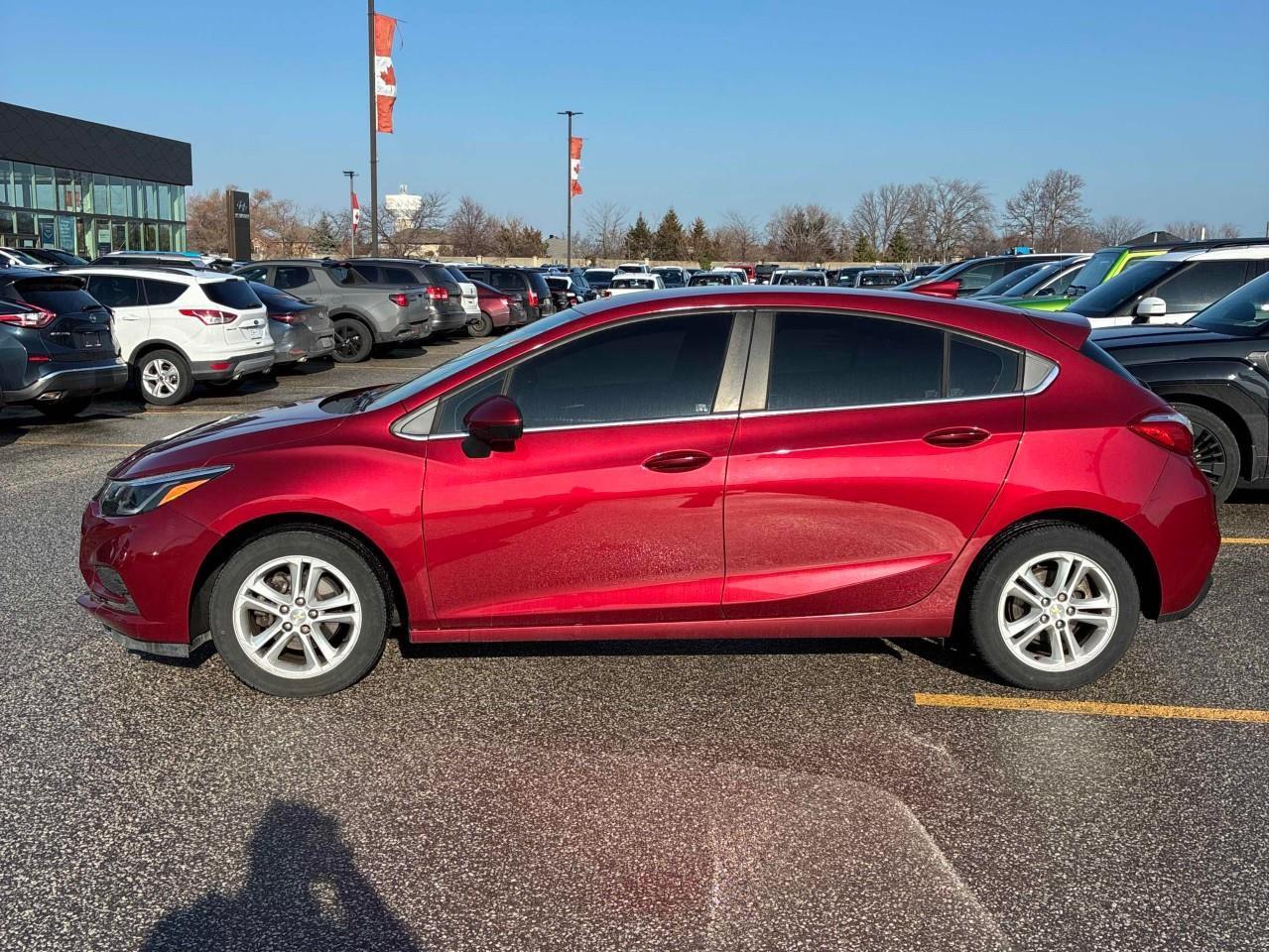 2017 Chevrolet Cruze LT Auto 4dr Hatchback Photo