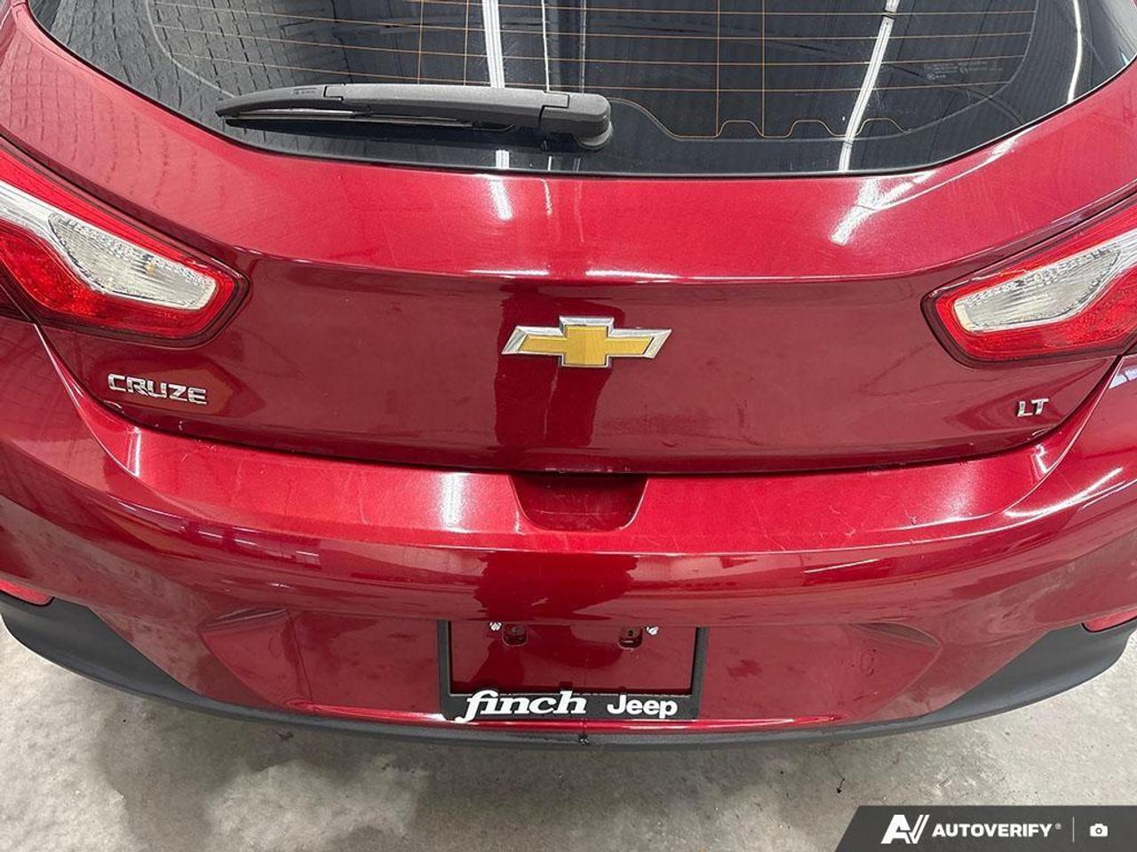 2017 Chevrolet Cruze LT Auto 4dr Hatchback Photo