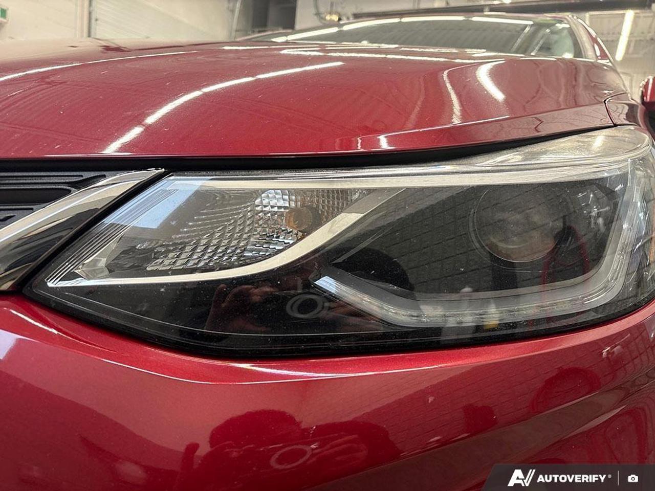 2017 Chevrolet Cruze LT Auto 4dr Hatchback Photo