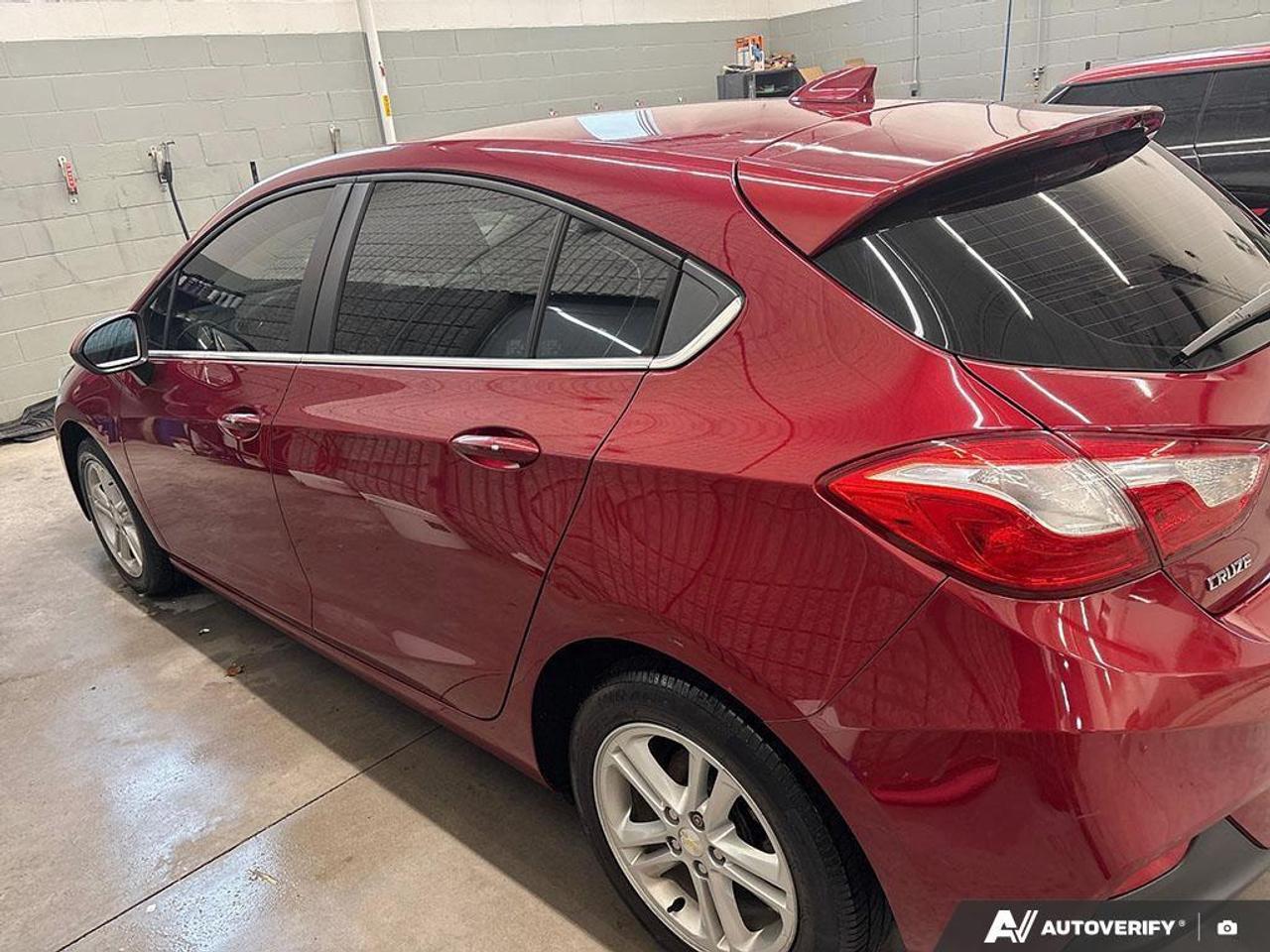 2017 Chevrolet Cruze LT Auto 4dr Hatchback Photo