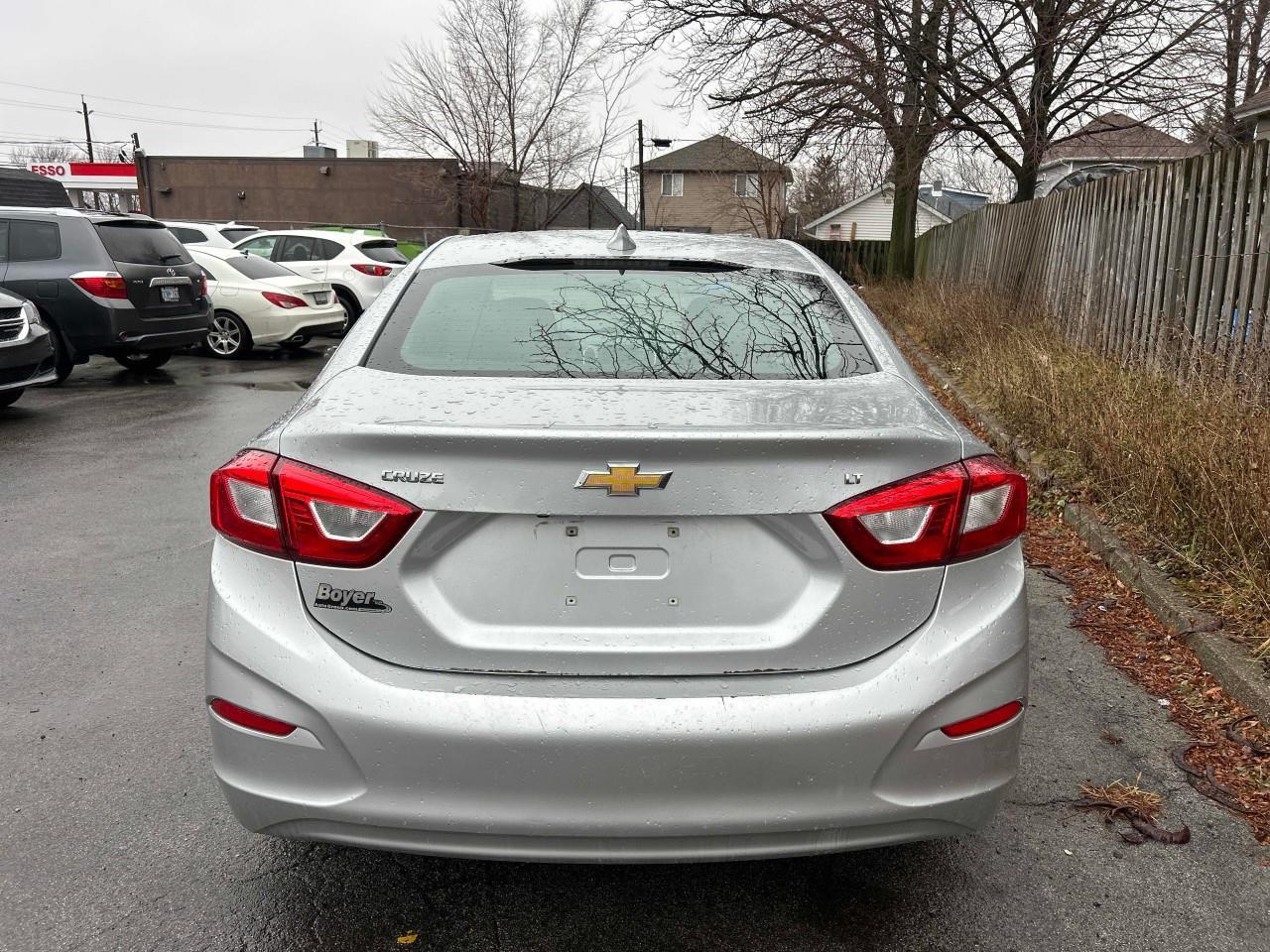 2018 Chevrolet Cruze LT Auto 4dr Sedan Photo