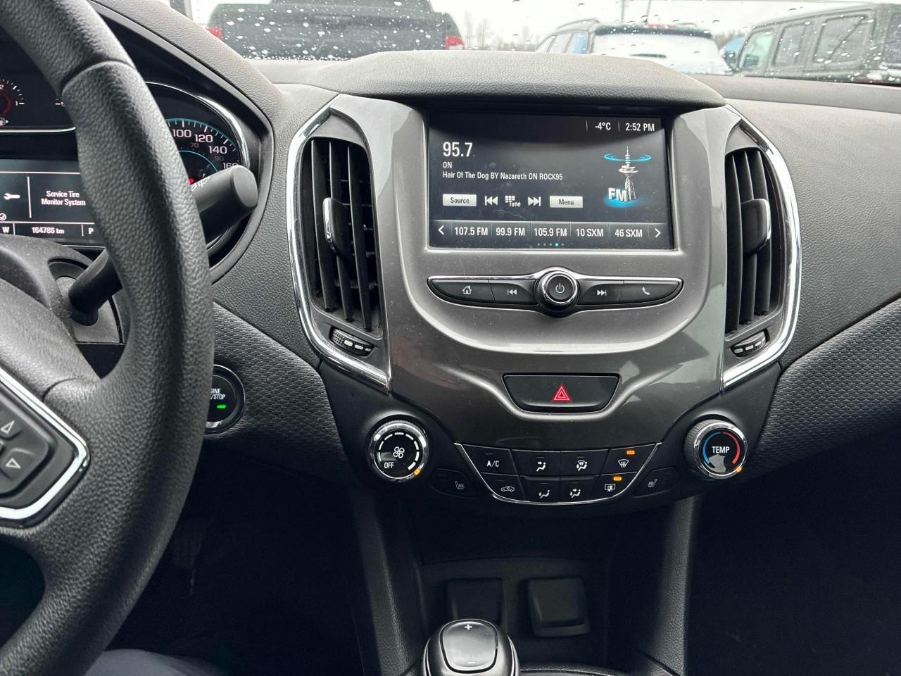 2018 Chevrolet Cruze LT Auto 4dr Sedan Photo