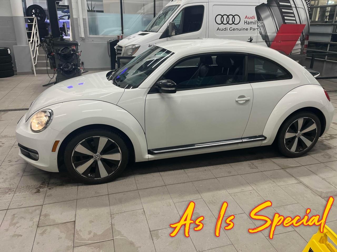 2013 Volkswagen Beetle  Photo2