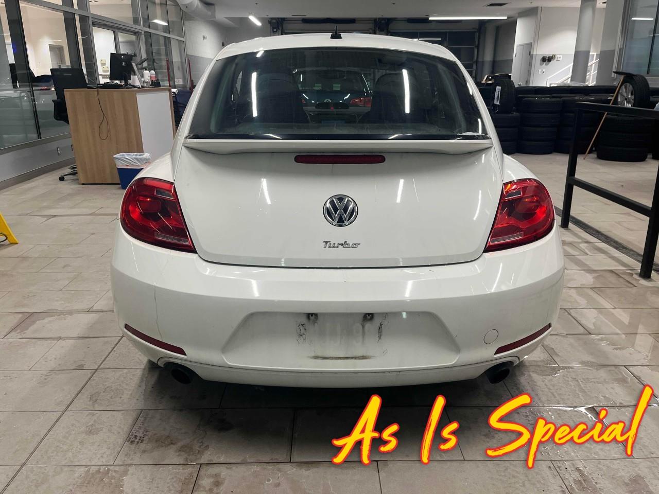 2013 Volkswagen Beetle  Photo