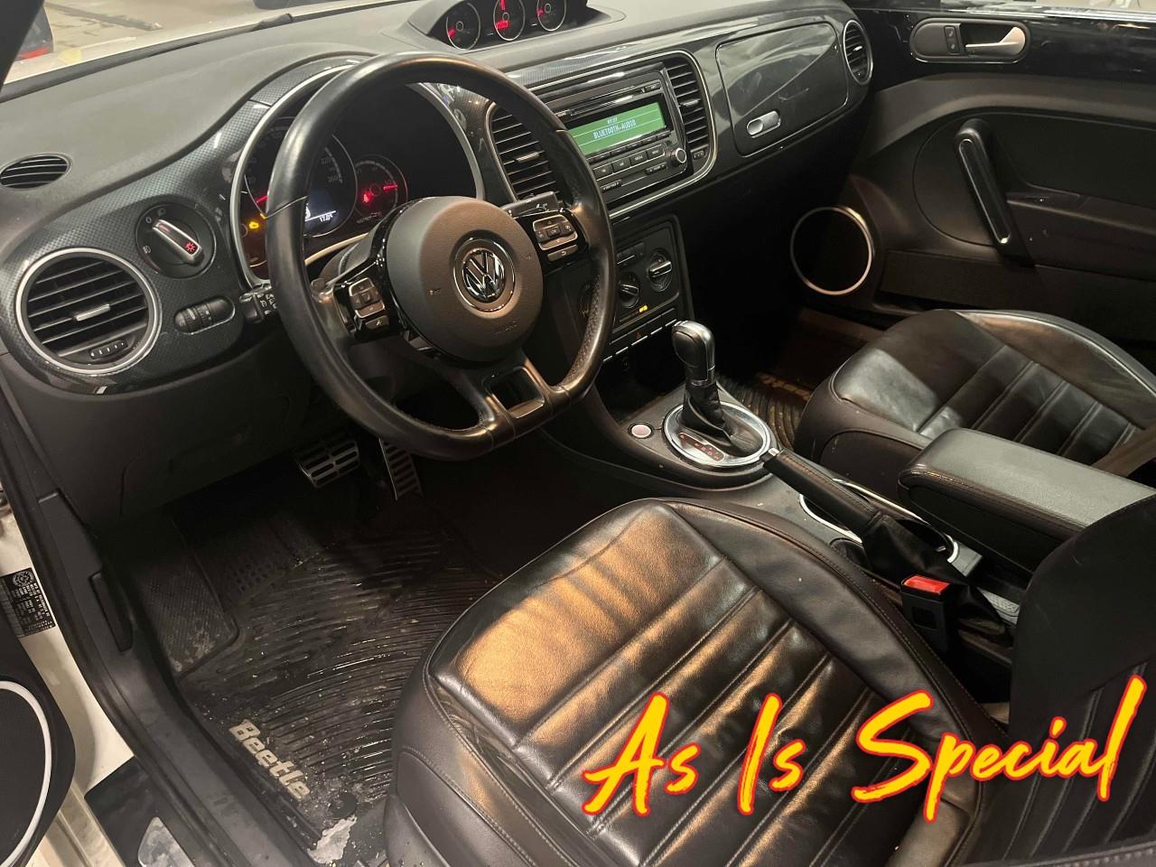 2013 Volkswagen Beetle  Photo