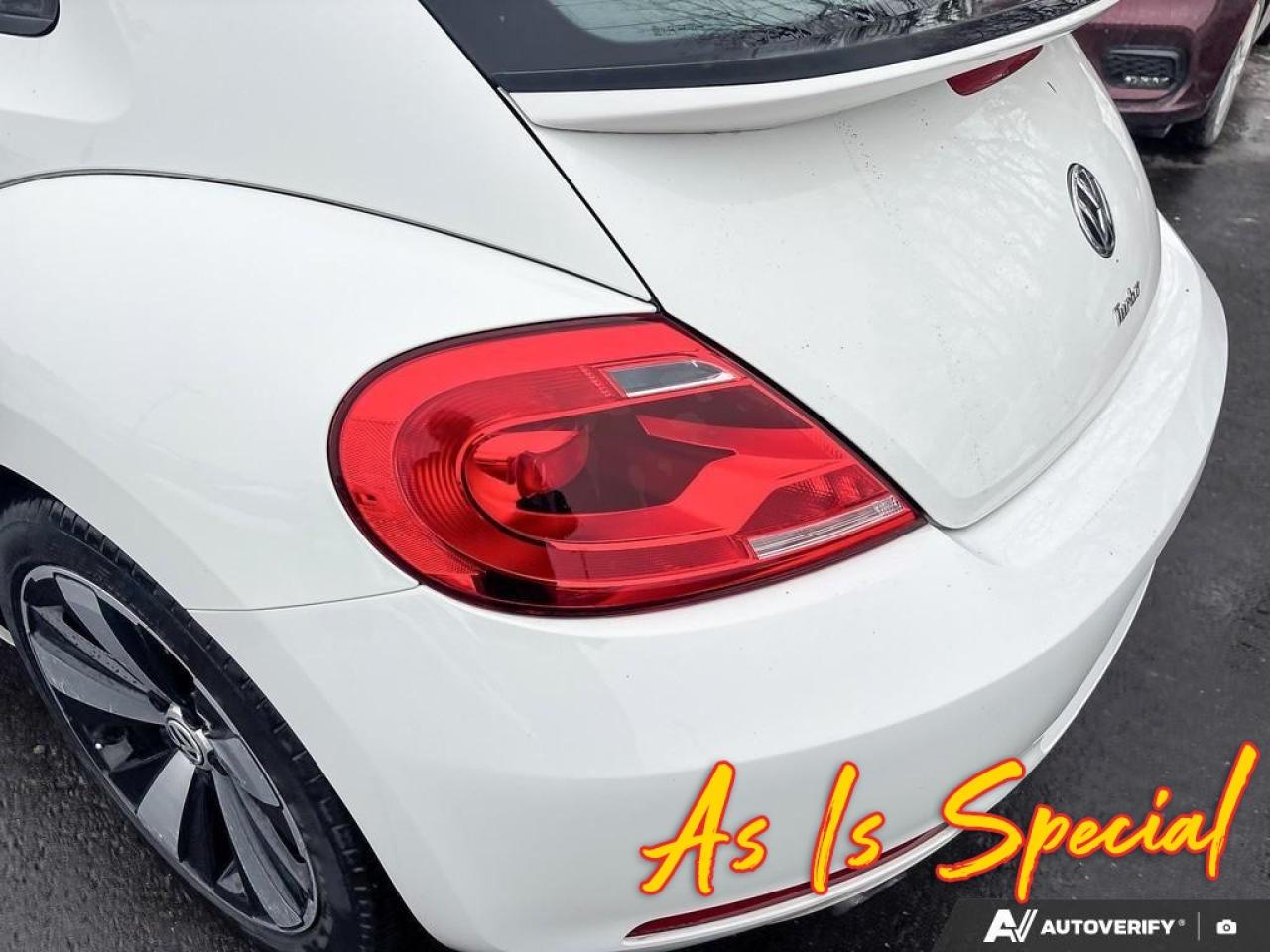 2013 Volkswagen Beetle  Photo