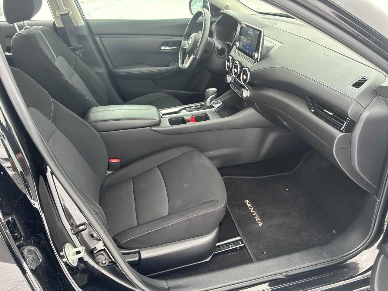 2023 Nissan Sentra SV 4DR SEDAN Photo