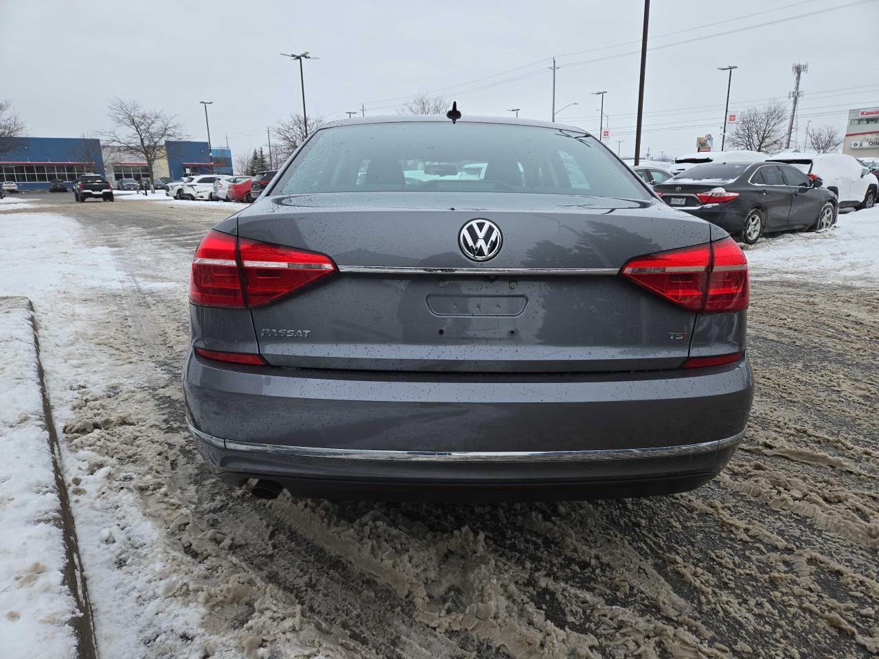 2016 Volkswagen Passat  Photo3