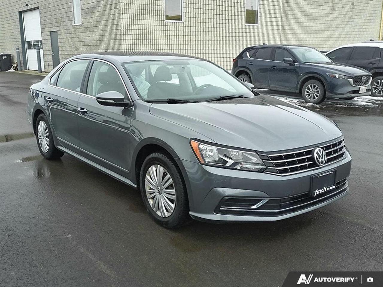 2016 Volkswagen Passat  Photo