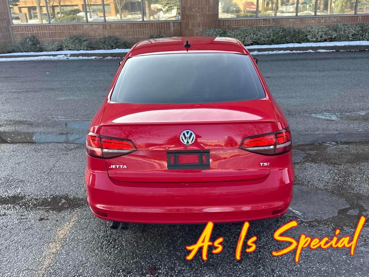 2016 Volkswagen Jetta 1.4 TSI Comfortline (M5) 4dr Sedan Photo3