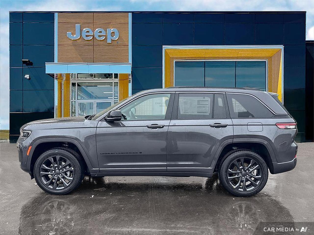 2026 Jeep Grand Cherokee Base 4dr 4x4 Photo2