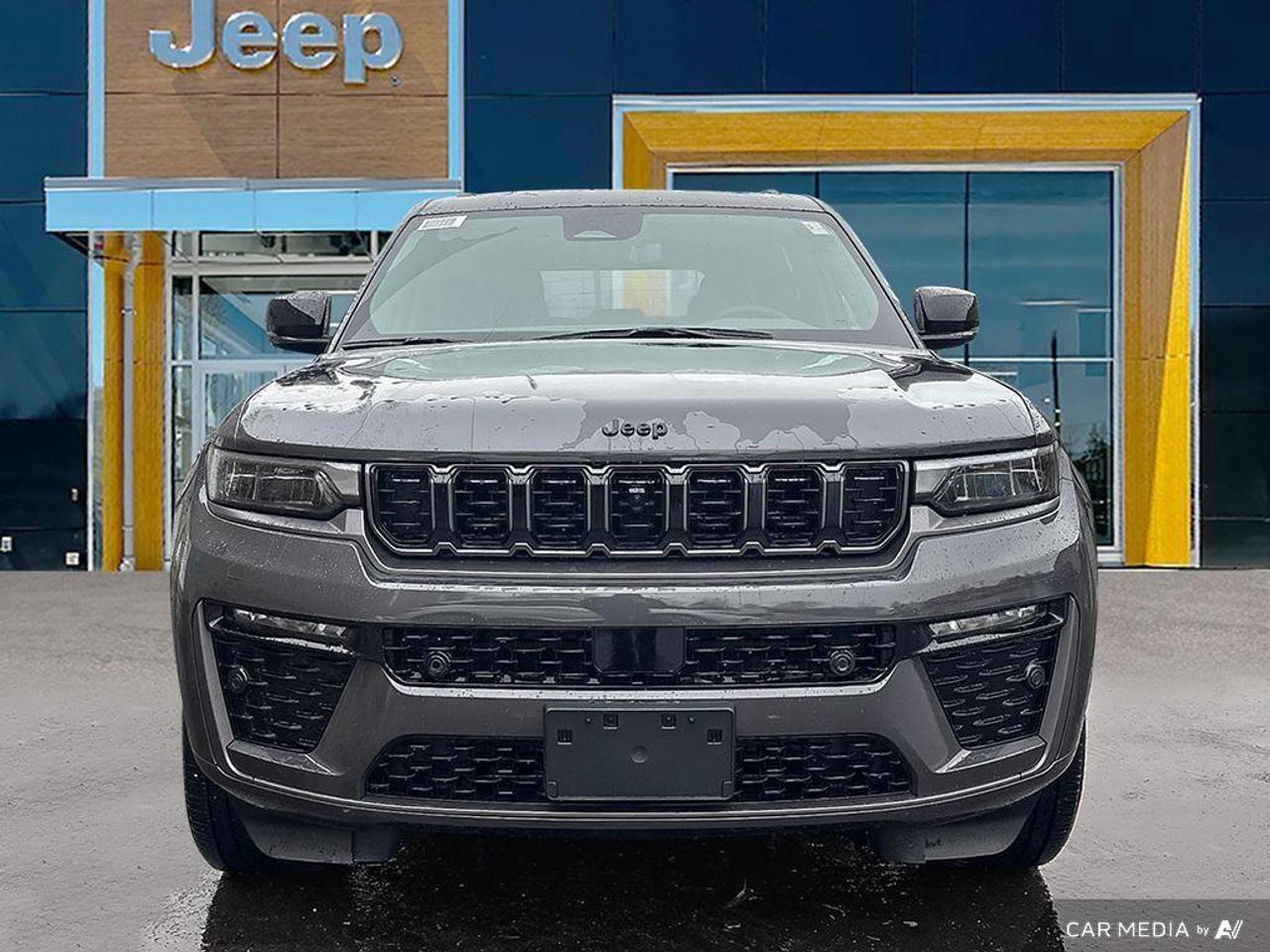 2026 Jeep Grand Cherokee Base 4dr 4x4 Photo