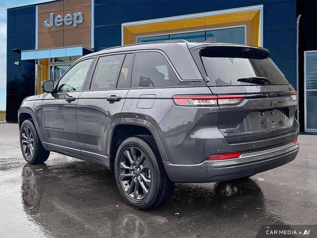 2026 Jeep Grand Cherokee Base 4dr 4x4 Photo