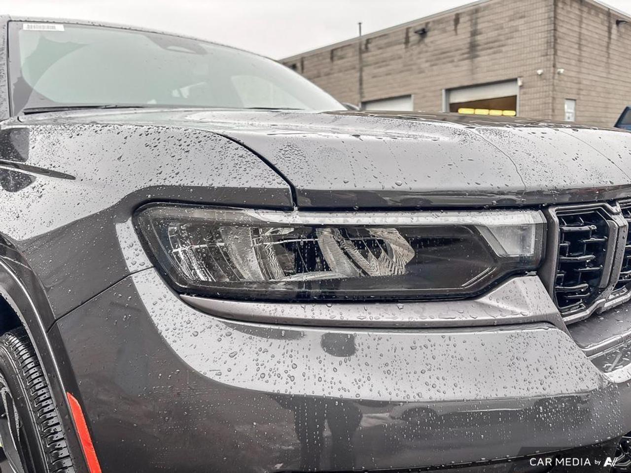 2026 Jeep Grand Cherokee Base 4dr 4x4 Photo