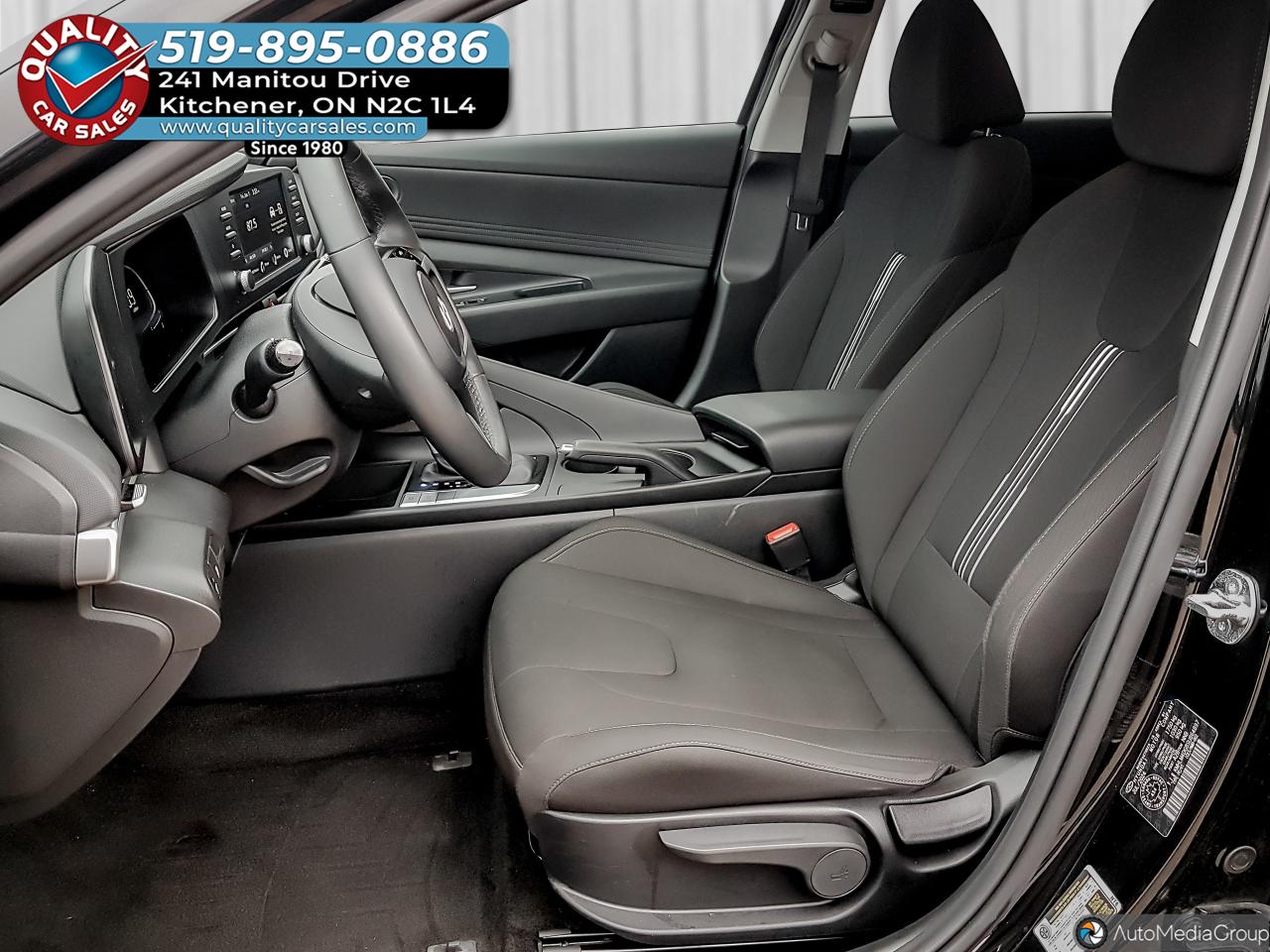 2025 Hyundai Elantra Preferred *HEATED SEATS* Photo