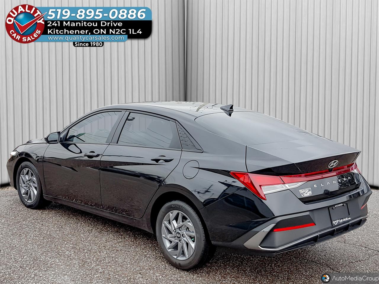 2025 Hyundai Elantra Preferred *HEATED SEATS* Photo