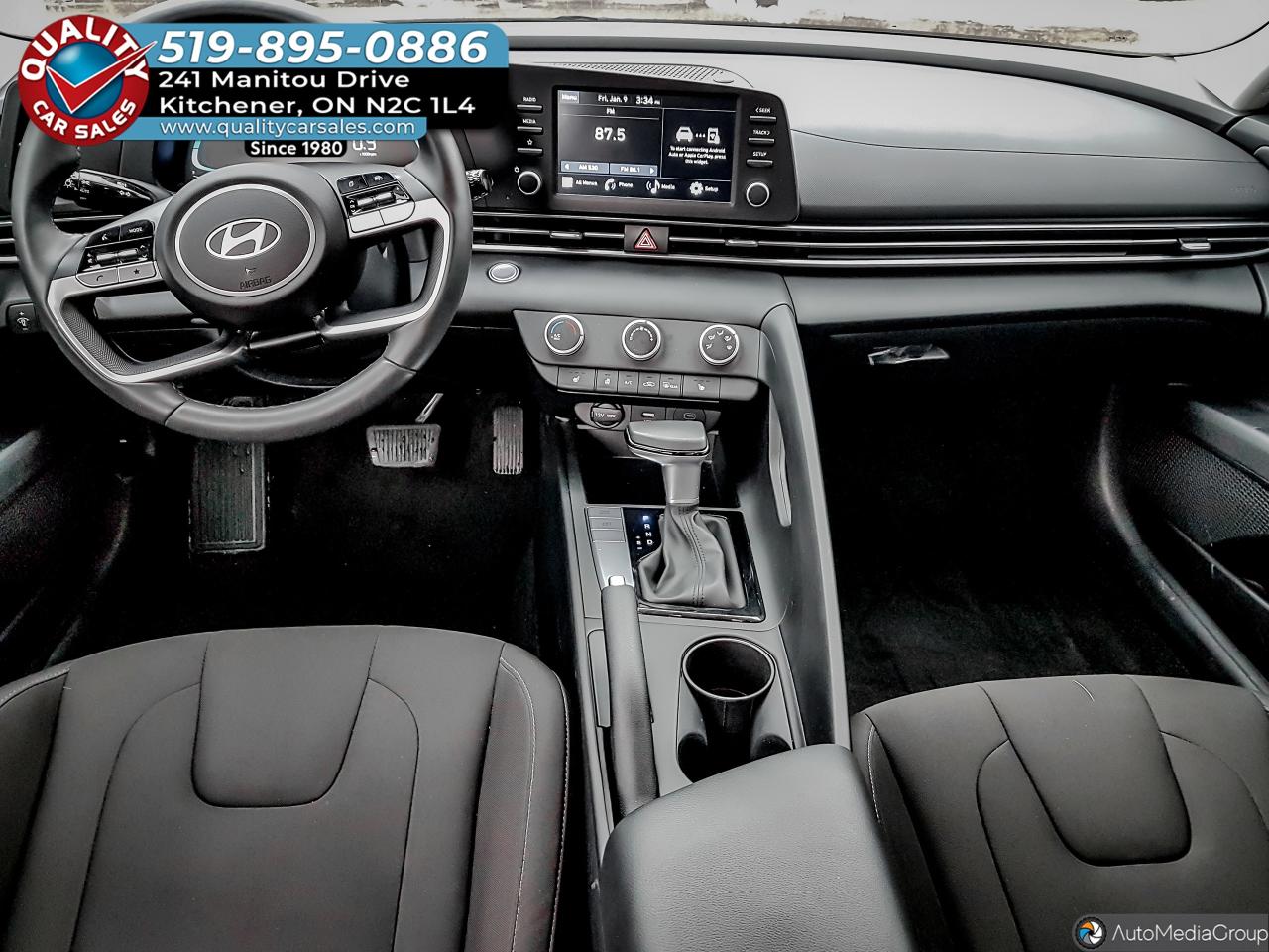 2025 Hyundai Elantra Preferred *HEATED SEATS* Photo