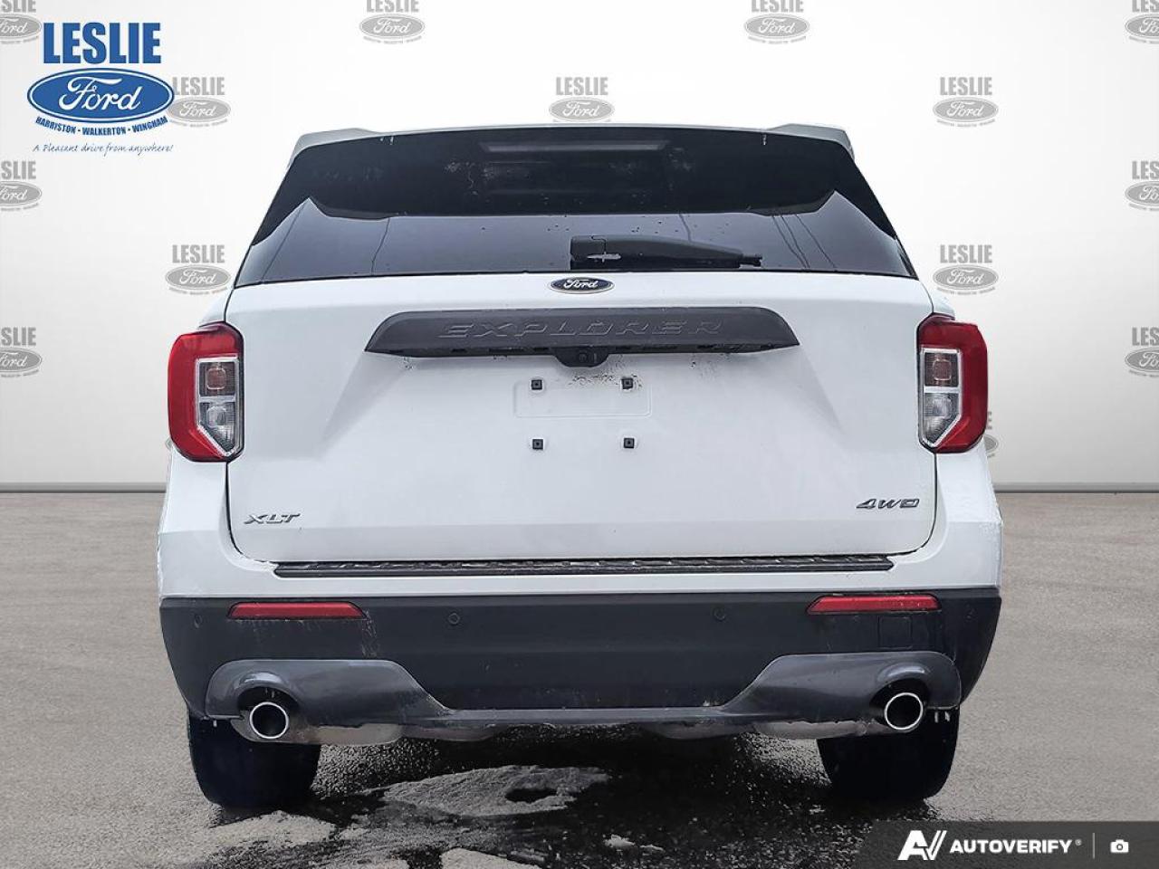 2024 Ford Explorer XLT 4WD Photo4