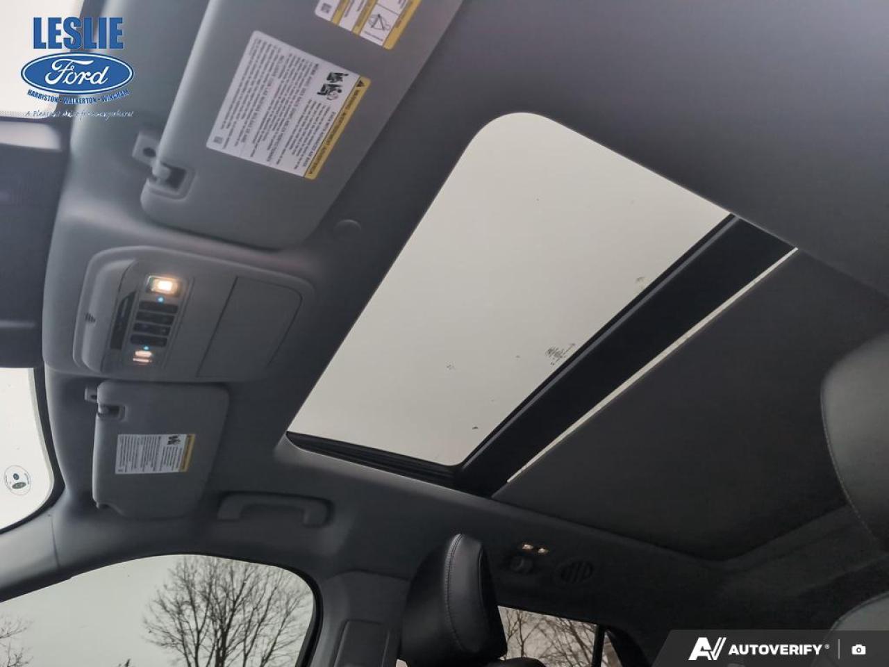 2024 Ford Explorer XLT 4WD Photo