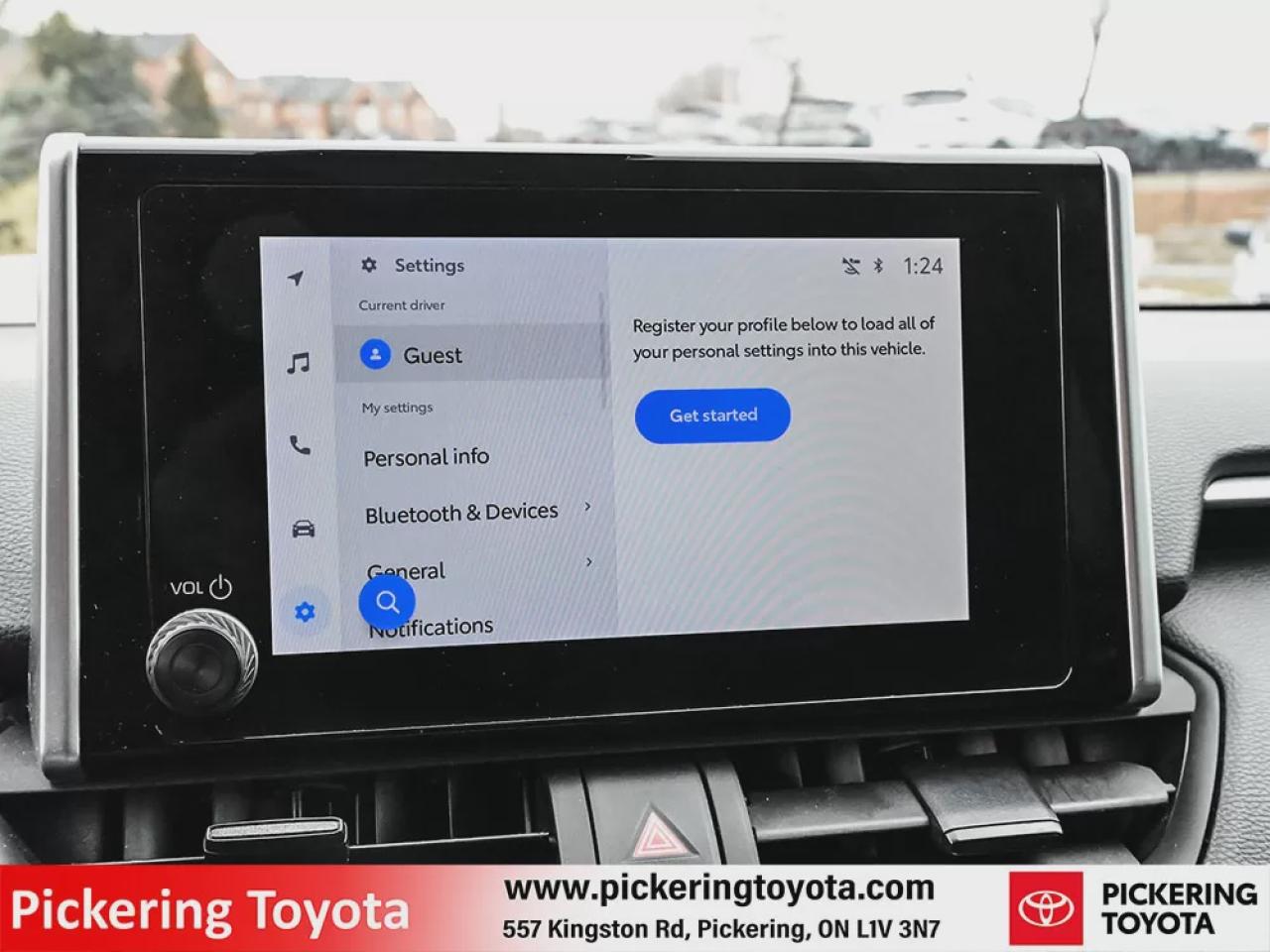 2024 Toyota RAV4 4DR AWD LE Photo