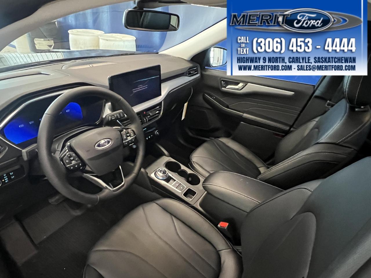 2026 Ford Escape Platinum Photo3