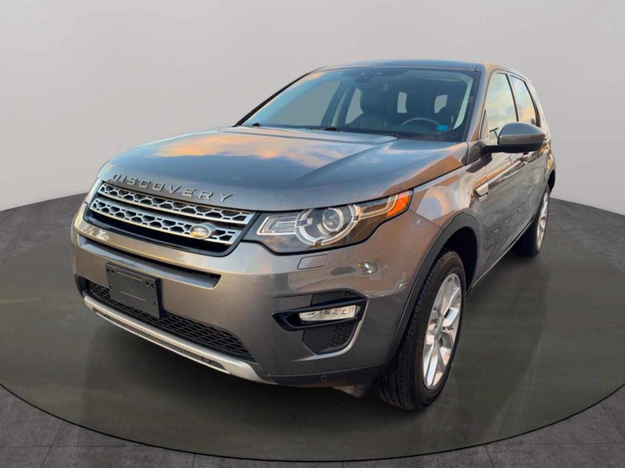2016 Land Rover Discovery Sport 4WD 4dr HSE Photo3