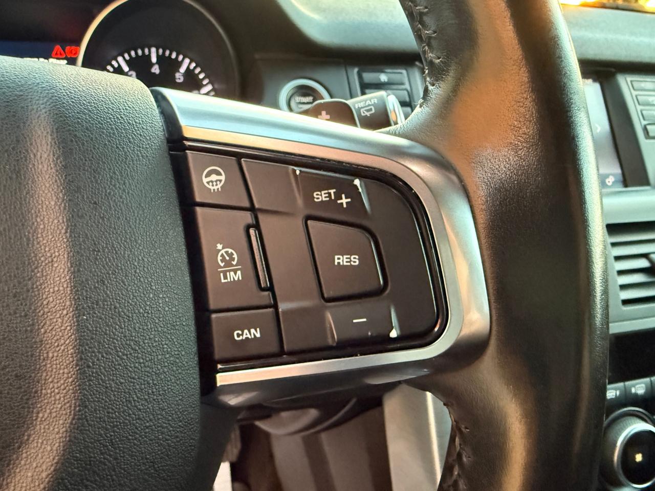 2016 Land Rover Discovery Sport 4WD 4dr HSE Photo